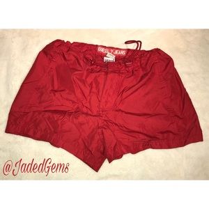 🔴 {Vintage} Red GUESS shorts 🔴